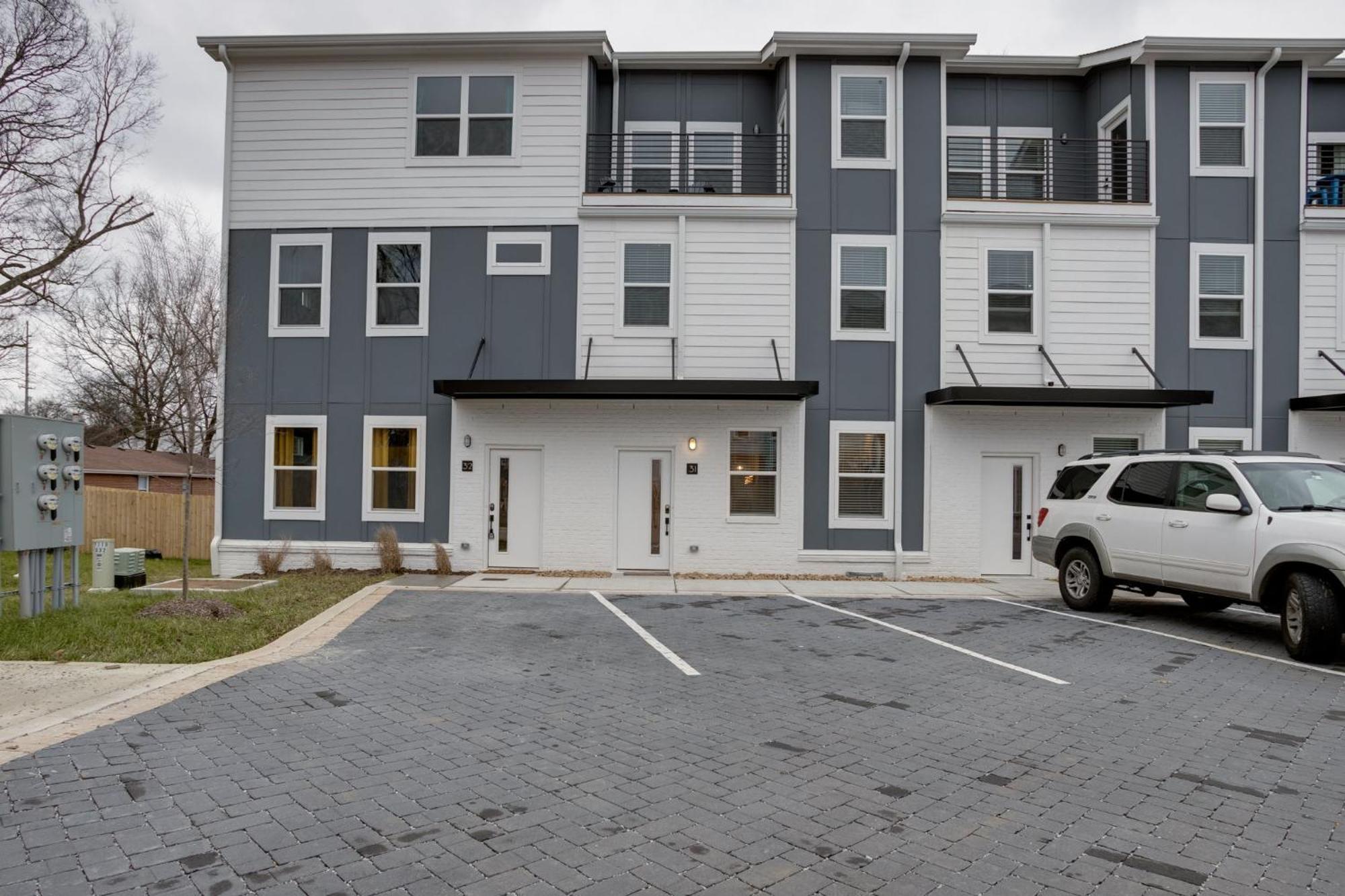 Modern Townhome, 10Min To Downtown! 8Min To Grand Ole Opry! Sleeps 8! Nashville Eksteriør bilde