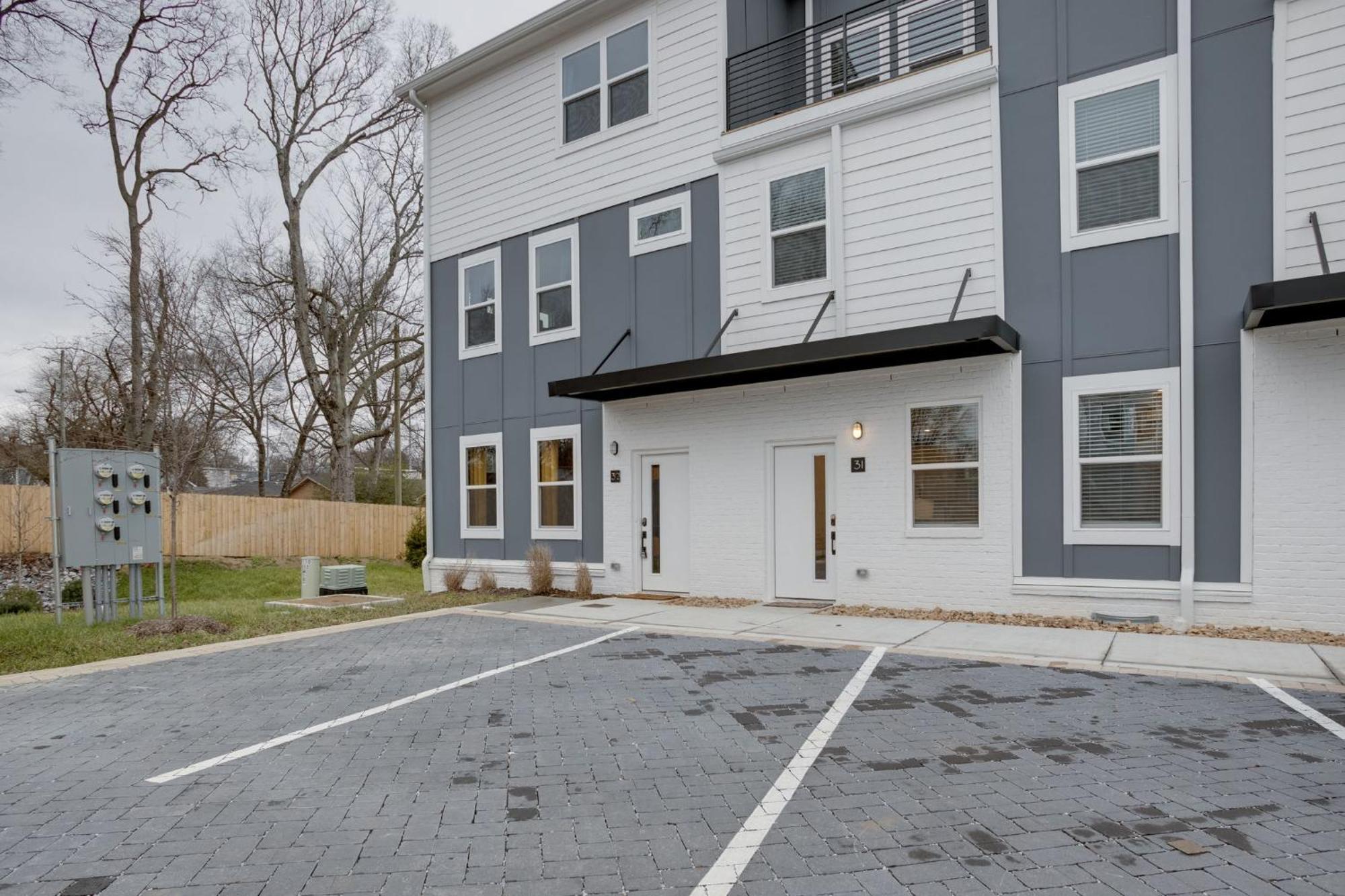 Modern Townhome, 10Min To Downtown! 8Min To Grand Ole Opry! Sleeps 8! Nashville Eksteriør bilde