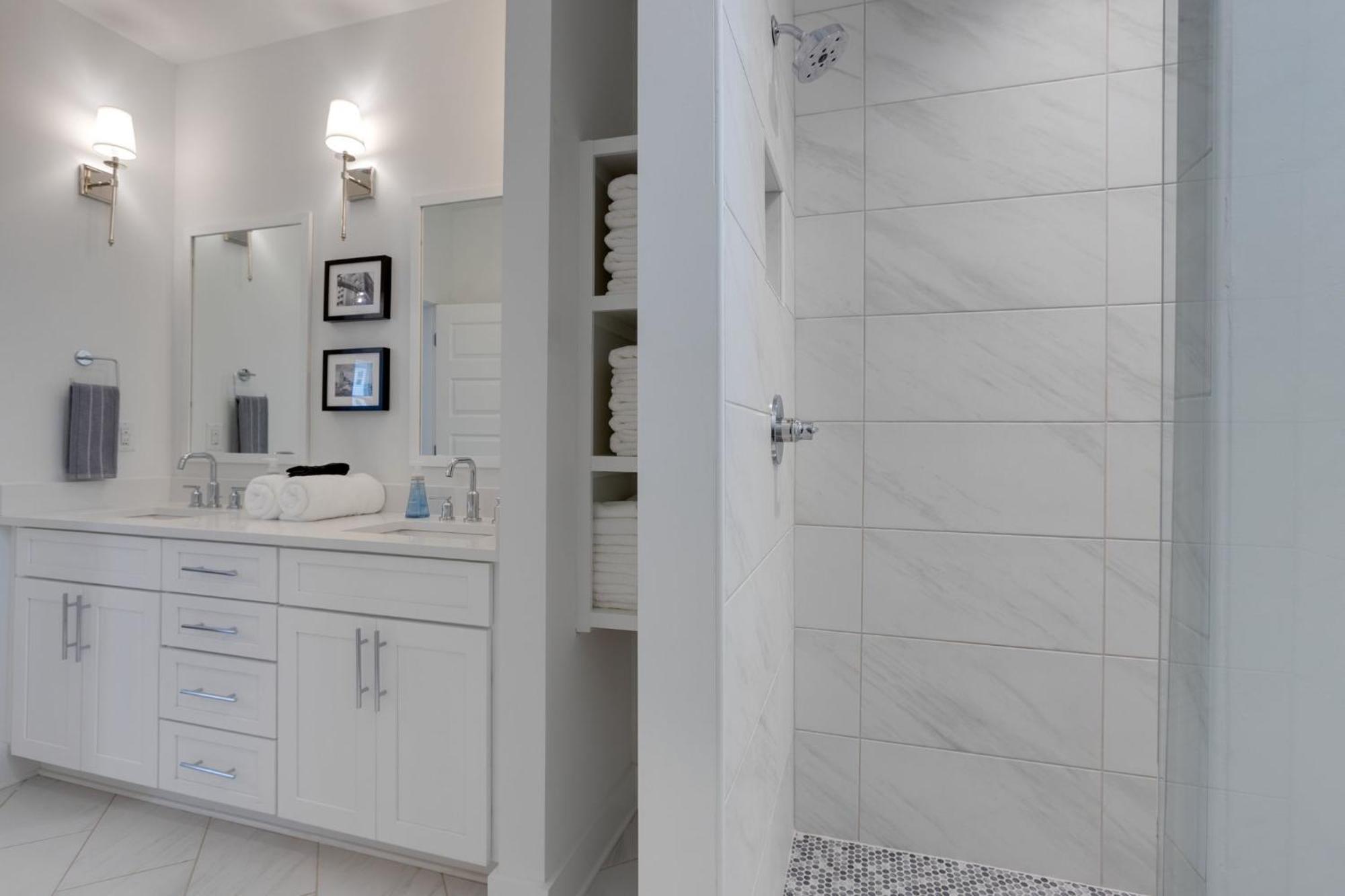 Modern Townhome, 10Min To Downtown! 8Min To Grand Ole Opry! Sleeps 8! Nashville Eksteriør bilde
